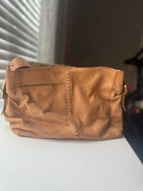 HOBO international Caramel Tan Leather Hobo Shoulder Bag...beautiful suede!